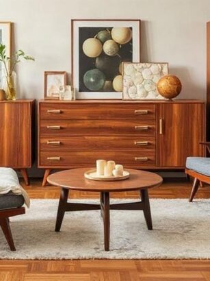 Mid-Century Modern: Ikonische Möbelformen und Holznuancen neu entdecken
